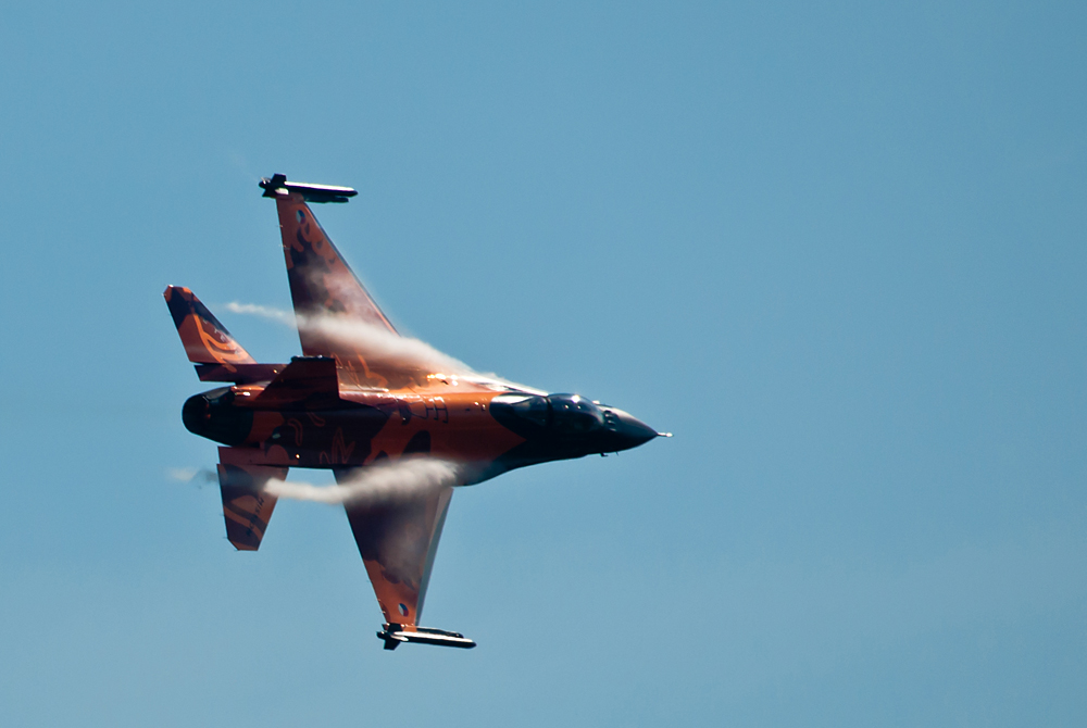 034_NATO Days Ostrava_RNLAF Demo Team_Fokker F-16AM Fighting Falcon.jpg